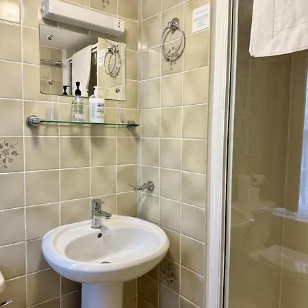 Gasthof The Crescent 3*