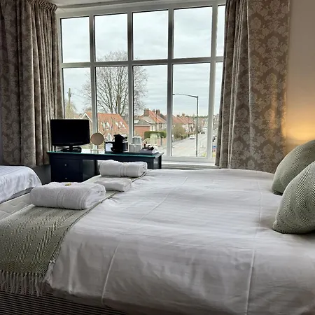 The Crescent York