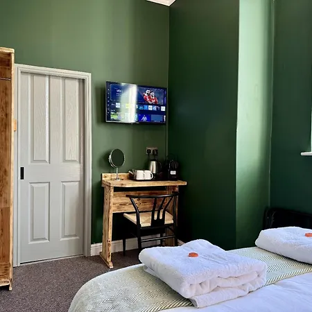 The Crescent Guest house