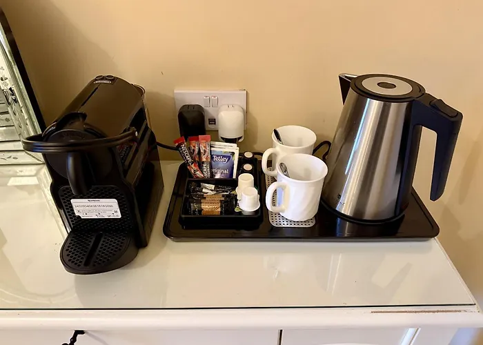 Guest house The Crescent