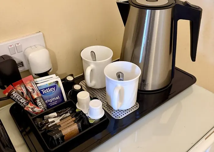 Guest house The Crescent