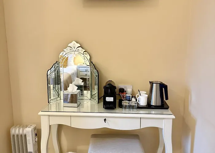 Guest house The Crescent York