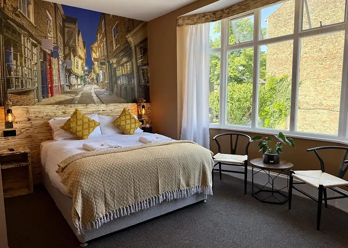 Guest house The Crescent